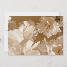 Elegante beige Tulpen. Frühlingsästhetik Dankeskarte