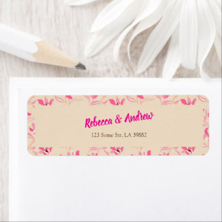 Elegante Beige- und Rosa-Blütenhochzeit