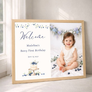 Elegante Berry-Erstgeburtstags-Foto-Willkommen Poster