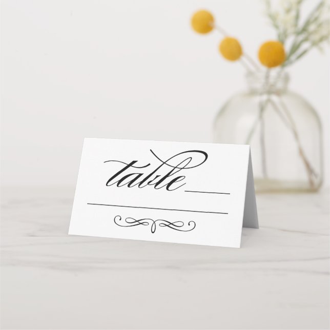 Elegante Black Calligraphy Script Hochzeitstisch Platzkarte (Vorderseite)