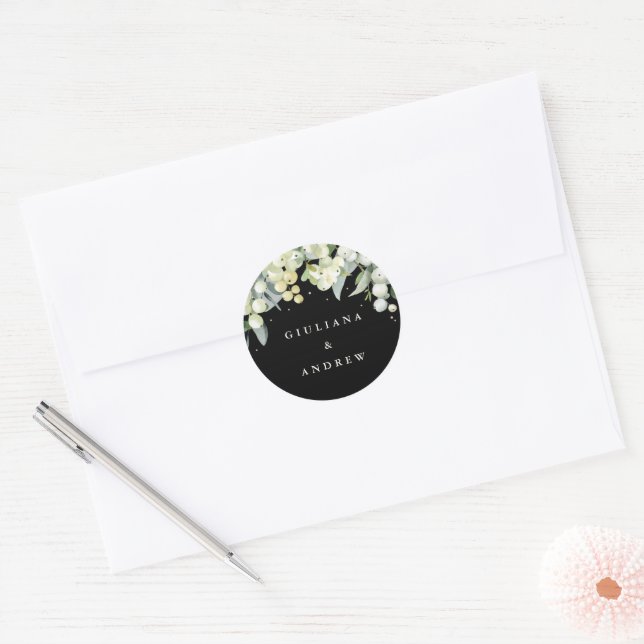 Elegante Black Snowberry+Eucalyptus Wedding Runder Aufkleber (Umschlag)