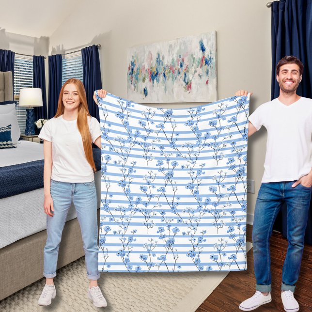 Elegante blaue Blüten gestreift Fleecedecke (Von Creator hochgeladen)