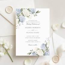 Elegante blaue Hortensien-Hochzeit mit Blumenschmu