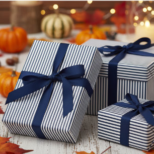 Elegante blaue und weiße Streifen Geschenkpapier