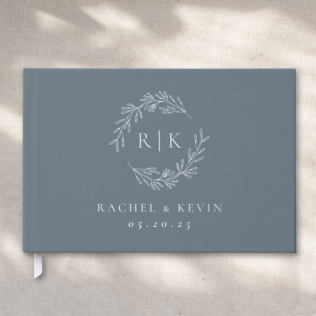 Elegante Blue and Silver Foliage Monogram Wedding Gästebuch (Von Creator hochgeladen)