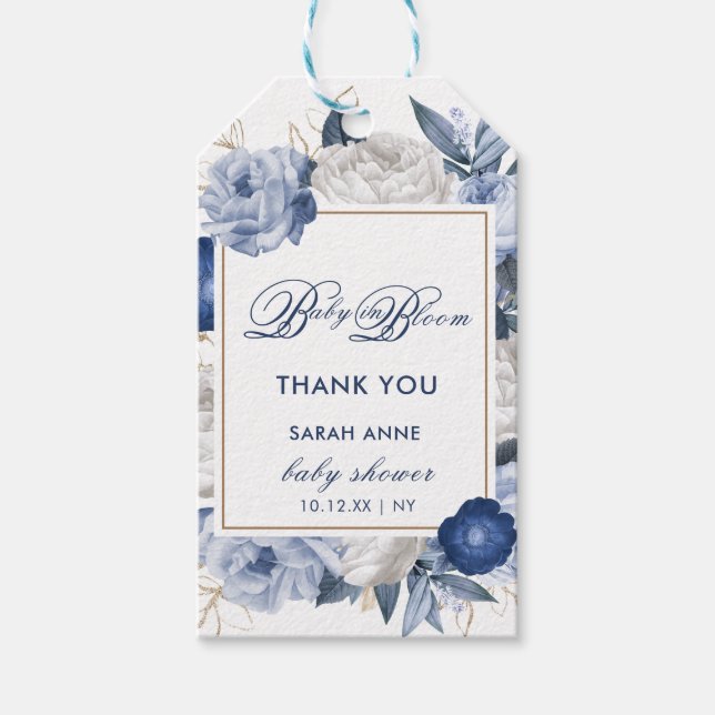 Elegante Blue & White Blume Babydusche Geschenkanhänger (Vorderseite)