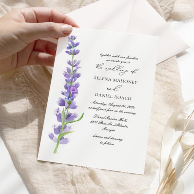 Elegante Blume Lavender Wedding Einladung (Von Creator hochgeladen)
