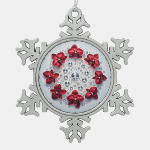 Elegante Blumenanordnung mit roten Orchideen Schneeflocken Zinn-Ornament