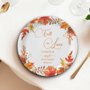 Elegante Boho-Blumenhochzeit zum Verlieben Pappteller