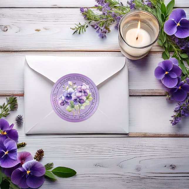 Elegante Boho Lila Veilchen Florale Rücksendeadres Runder Aufkleber (Elegant Boho Purple Violets Floral Return Address Envelope Seal Classic Round Sticker - Lavender)