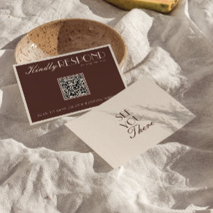 Elegante braune Hochzeit im Stil des alten Geldes RSVP Karte