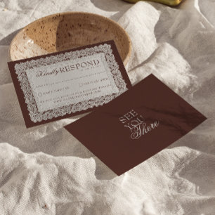 Elegante braune Hochzeit im Stil des alten Geldes RSVP Karte