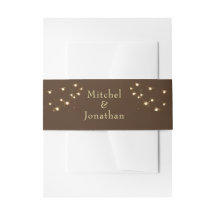 Elegante braune und goldene Lichterketten-Hochzeit