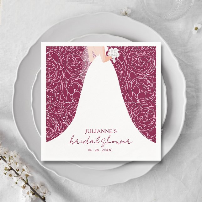 Elegante Braut auf Cranberry Brautparty Serviette (Elegant bride in her gown on a background of sketched roses on cranberry bridal shower napkins)
