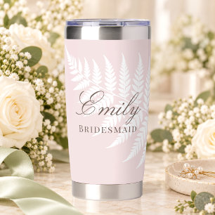 Elegante Brautjungfer mit Rosa Weiß Farn Thermobecher