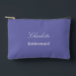 Elegante Bridesmaid Lavender Accessory Pouch Zubehörtasche<br><div class="desc">Elegant Bridesmaid Lavender Accessory Pouch, bitte personalisieren Sie den Namen der Brautjungfrau, mit der Online-Personalisierung Vorlage vor der Bestellung. Die Personalisierungsvorlage kann auch leicht verwendet werden, um das Design für andere Hochzeitsgast-Rollen, z. B. Trauzeugin, zu personalisieren, indem der entsprechende Text vor dem Hinzufügen zum Warenkorb entsprechend geändert wird. Wenn Sie...</div>