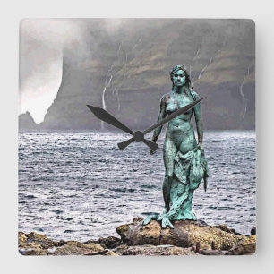 elegante Bronzestatue Quadratische Wanduhr