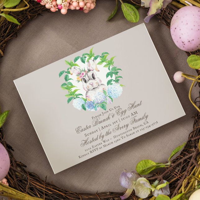 Elegante Bunny Floral Wreath Brunch & Egg Hunt Einladung (Von Creator hochgeladen)