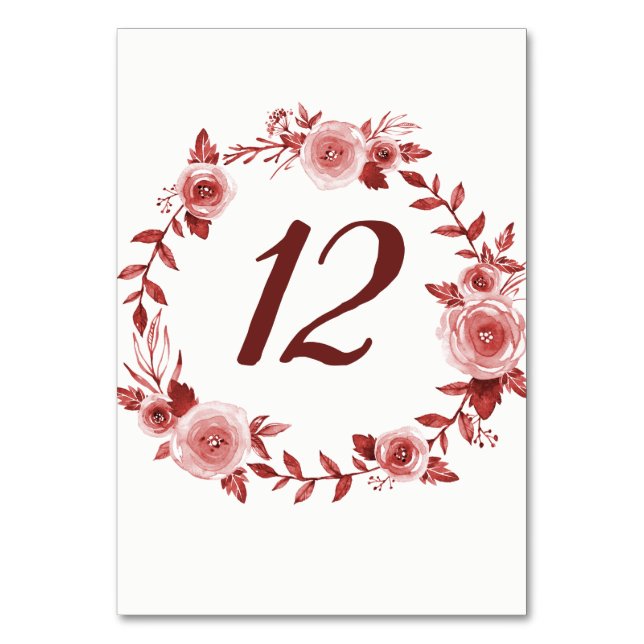 Elegante Burgundy Rose Wreath Tischnummer Cards (Vorderseite)