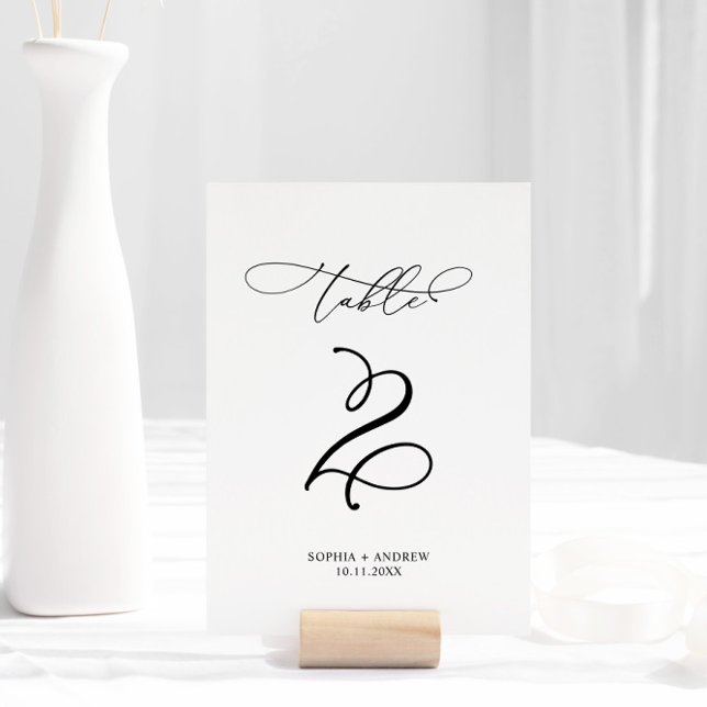 Elegante Calligraphy Wedding Tischnummer 2 (Von Creator hochgeladen)