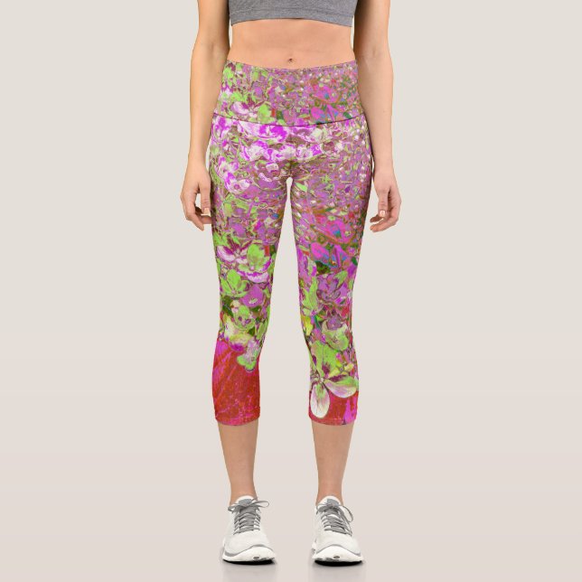 Elegante Chartreuse Green, Pink und Blue Hydrangea Capri Leggings (Vorderseite)