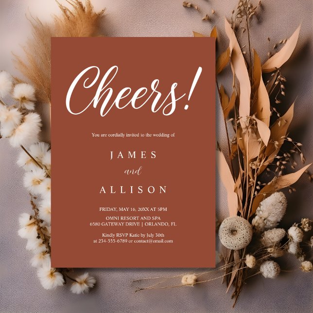 Elegante Cheers-Script Terrakotta-Hochzeit  Einladung (Von Creator hochgeladen)