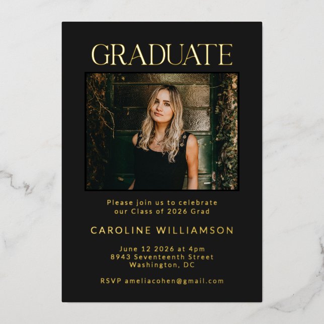 Elegante Chic Gold Black Two Foto Graduation Party Folieneinladung (Vorderseite)