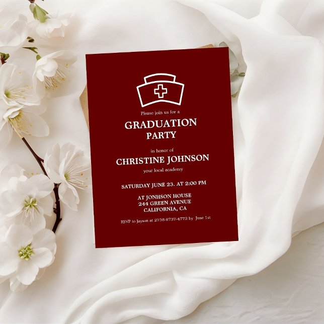 Elegante Chic Typografy Nurse Graduation Party Einladung (Von Creator hochgeladen)