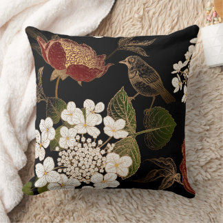 Elegante Chinoiserie-inspirierte Blüten Kissen
