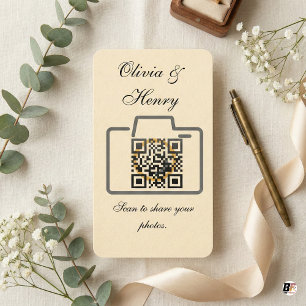 Elegante Creme-Kamera-QR-Code-Hochzeitsfoto-Sharin Platzkarte