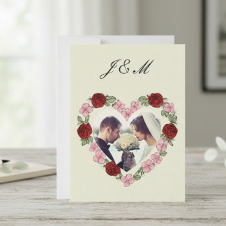 Elegante cremefarbene Hochzeitseinladung