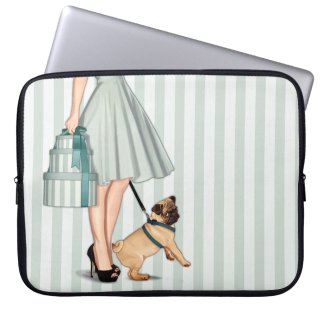 Elegante Dame und Mops Laptopschutzhülle (Vorderseite)