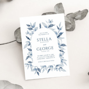 Elegante Dusty Blue Watercolor Blumenstrauß Einladung