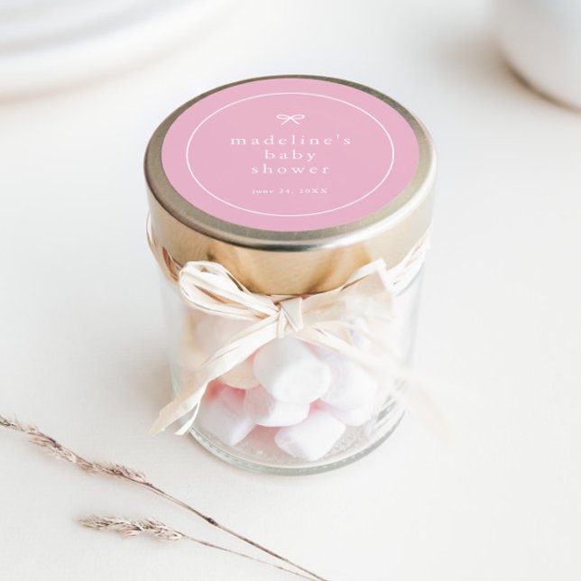 Elegante, einfache Pink Girls Babydusche Runder Aufkleber (Simple bow pink girls baby shower favor and/or envelope stickers.)