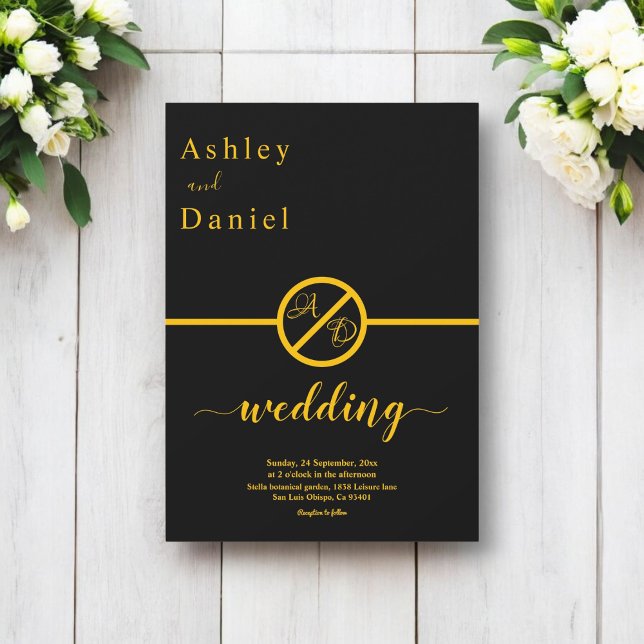 Elegante einfache Schwarz-Gold-Monogramm-Hochzeit Einladung (Von Creator hochgeladen)