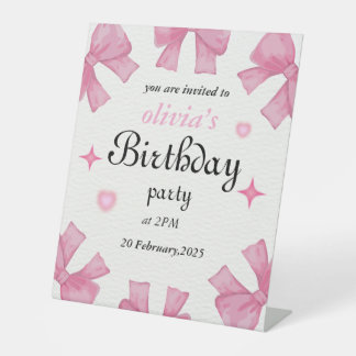 Elegante Einladung zum Geburtstag - Machen Sie Ihr Sockelschild