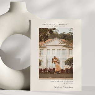 Elegante Elfenbein-Creme Zwei-Fotos-Hochzeitswebsi Einladung