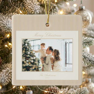 Elegante Elfenbein- und Tannengestreifte Weihnacht Keramikornament