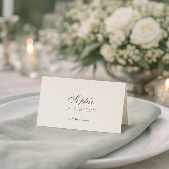 Elegante elfenbeinfarbene Hochzeitsplatzkarte  (Von Creator hochgeladen)