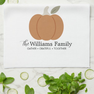 Elegante Fall Pumpkin Familienname Erntedank Geschirrtuch