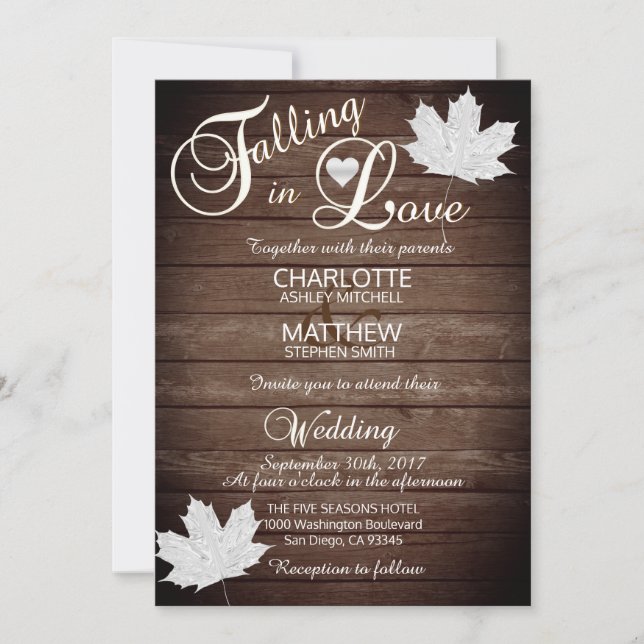 Elegante FALLING in LIEBE Rustikale Hochzeit Einladung (Vorderseite)