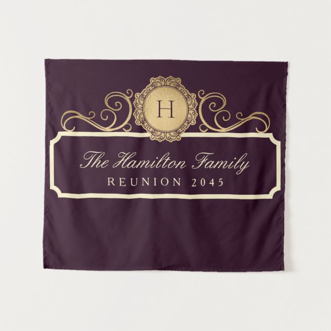 Elegante Family Wiedersehen Gold Monogram Burgundy Wandteppich (Vorderseite (Horizontal))