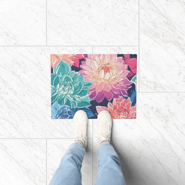 Elegante farbenfrohe Dahlia-Blume auf dunklem Hint Fußmatte (Indoor)