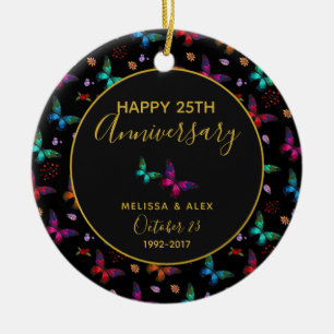 Elegante farbenfrohe Schmetterlinge zum Schwarzen  Keramikornament