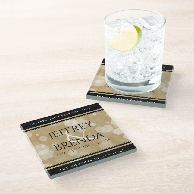 Elegante Feier zum Hochzeitstag Glasuntersetzer (Schrägansicht)