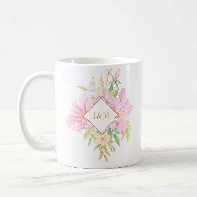 Elegante Floral Monogram Wasserfarbe Rosa Hochzeit Kaffeetasse (Links)