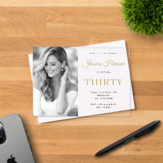 Elegante Foto-Gold-Schrift Minimal 30. Geburtstag Acryleinladungen