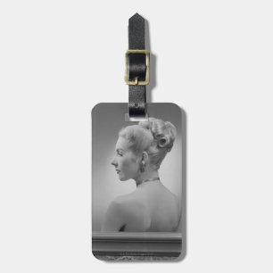 Elegante Frau Gepäckanhänger