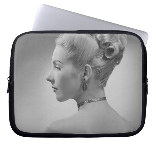 Elegante Frau Laptopschutzhülle (Vorderseite)