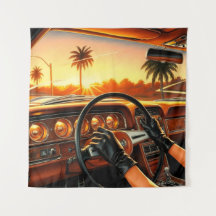 Elegante Frauen in klassischen Autos